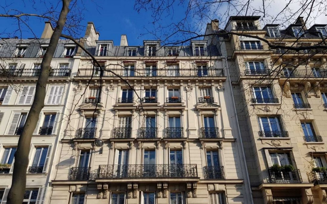 Appartement dans immeuble bourgeois – quartier République Paris XIème
