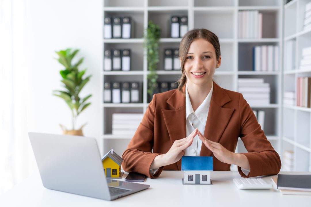 découvrez nos astuces pratiques pour réduire votre facture d'assurance habitation en 2026 et protéger efficacement votre logement tout en économisant.