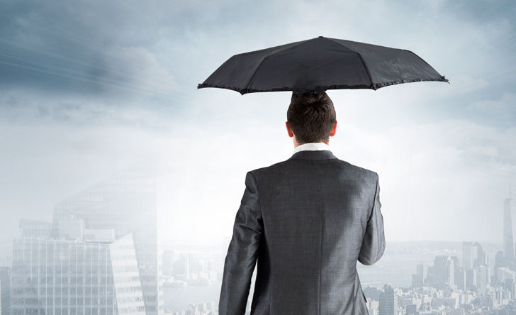 découvrez notre guide complet sur l'indemnisation des catastrophes naturelles par l'assurance, pour mieux comprendre vos droits et démarches en cas de sinistre.